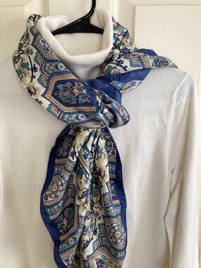 BROOKS BROTHERS 346 100% SILK SCARF- EDGE HAND ROLLED EDGE